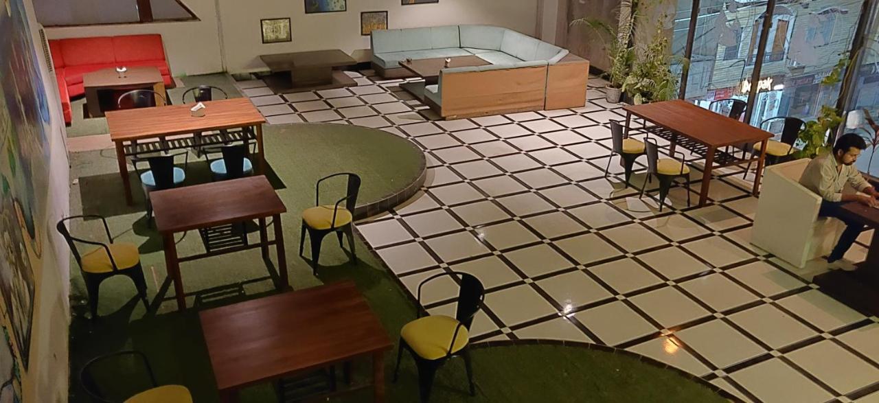 Hotel Vip Удайпур Экстерьер фото